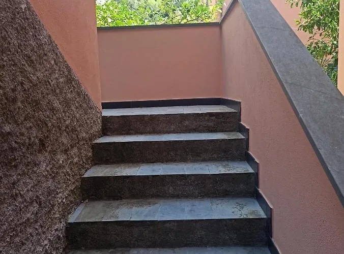 Lemons House 아파트 *